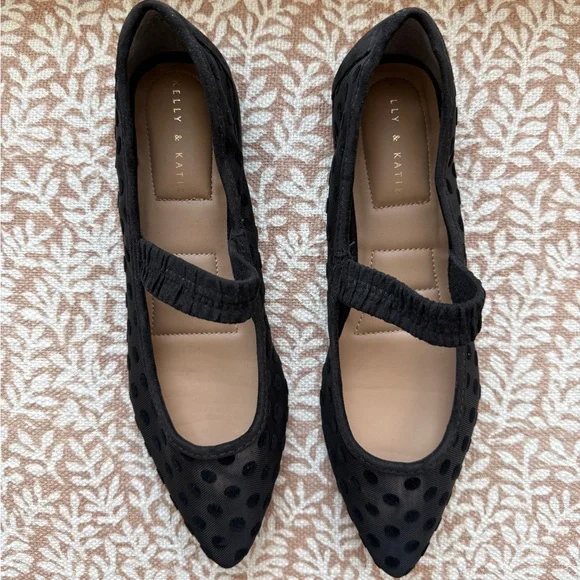 Pointed Toe Black Polka Dot Mary Jane Flats - Picture 3 of 6